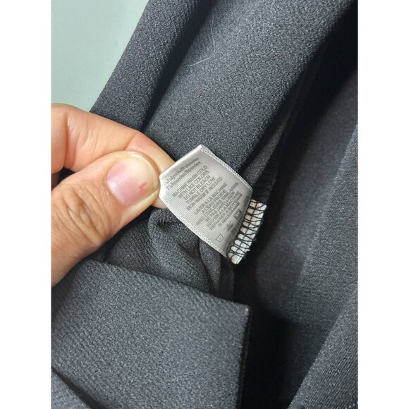 Anthropologie Women's Large Black Sleeveless V-Neck Tie Waist Jumper - Picture 8 of 9